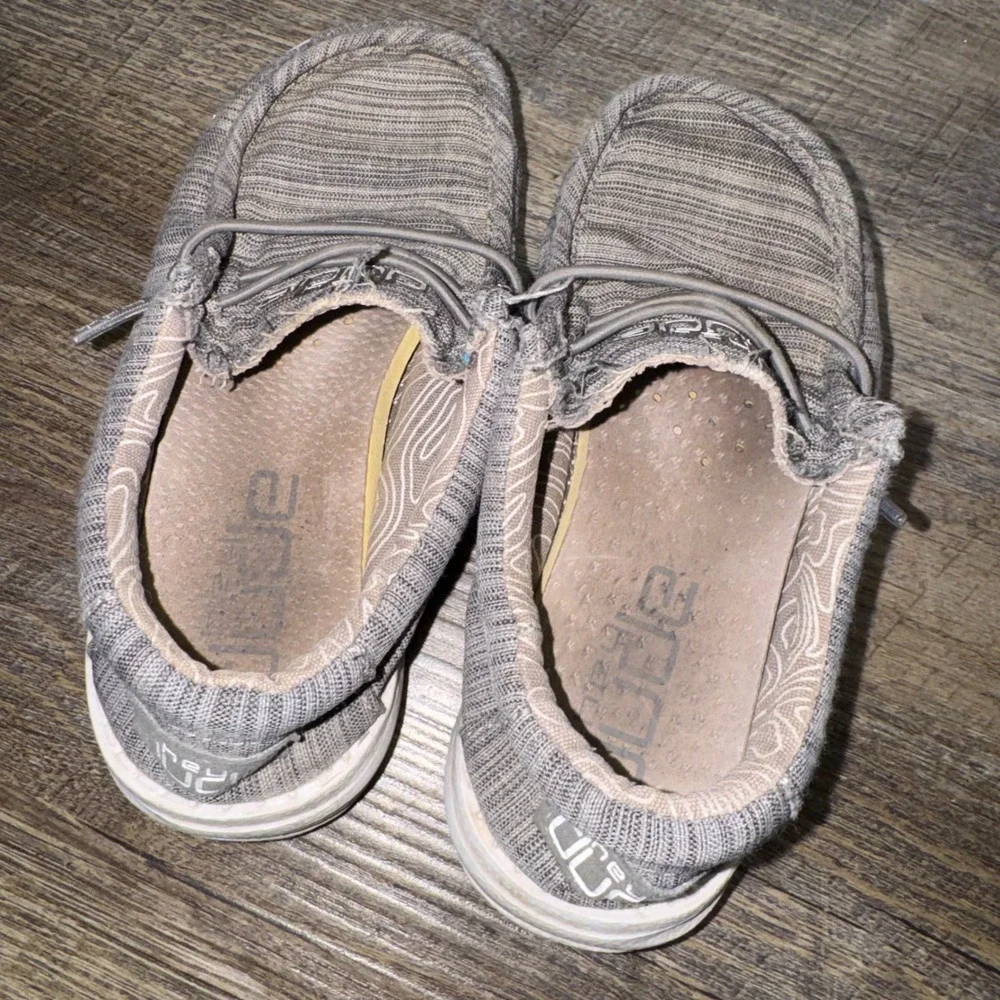 HEYDUDE Wally Toddler Kids Size 10 Linen Stone Gray Slip On Loafers Shoes